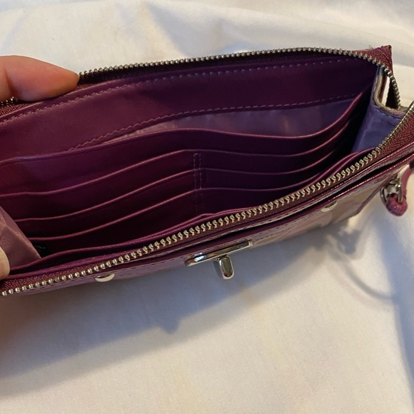 Coach brand purple wristlet - Picture 3 of 6
